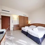 Aqua Hotel 3*
