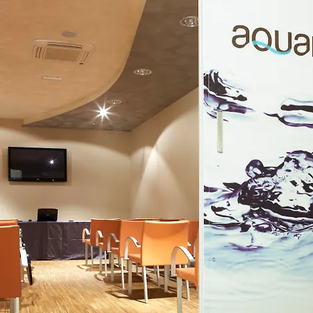 Hotel Aqua 3*