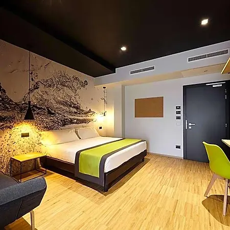 Hotel Aqua 3*